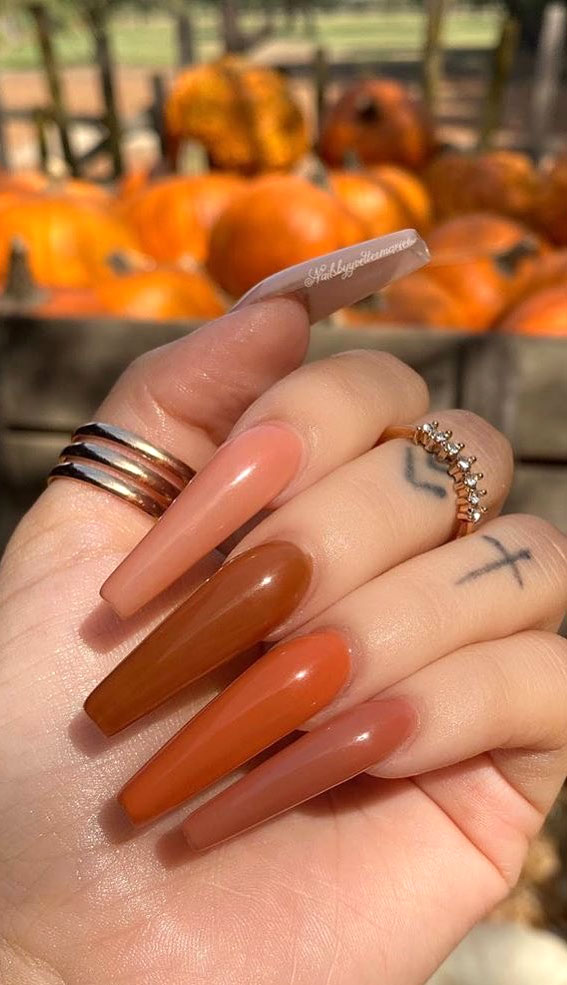 40 Beautiful Nail Design Ideas To Wear In Fall Pumpkin nails colours
