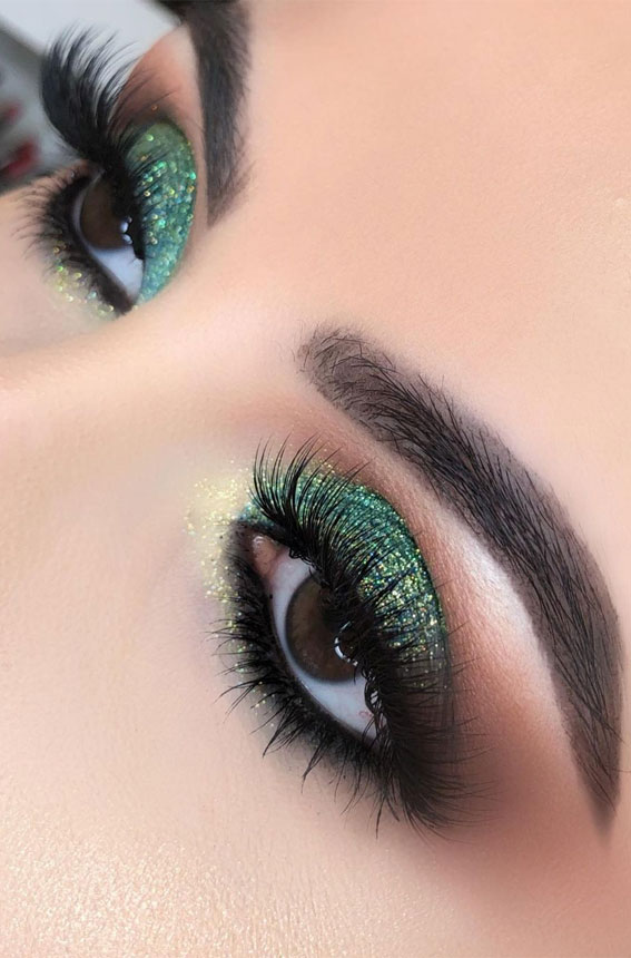 Gorgeous Eyeshadow Looks The Best Eye Makeup Trends – Green Glitter