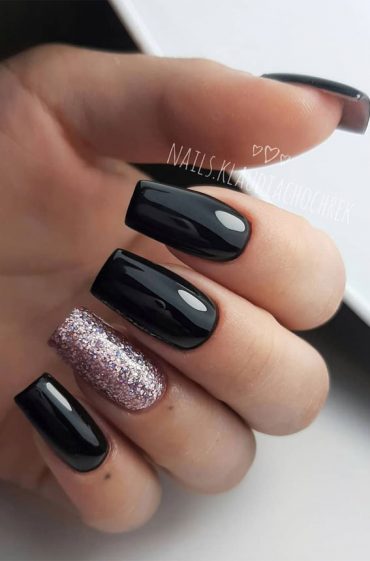 41 Pretty Nail Art Design Ideas To Jazz Up The Season : Black and Pink ...