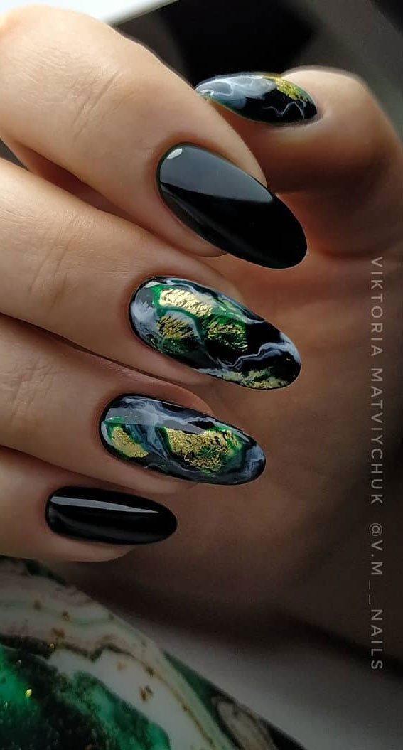 nail art designs black and green