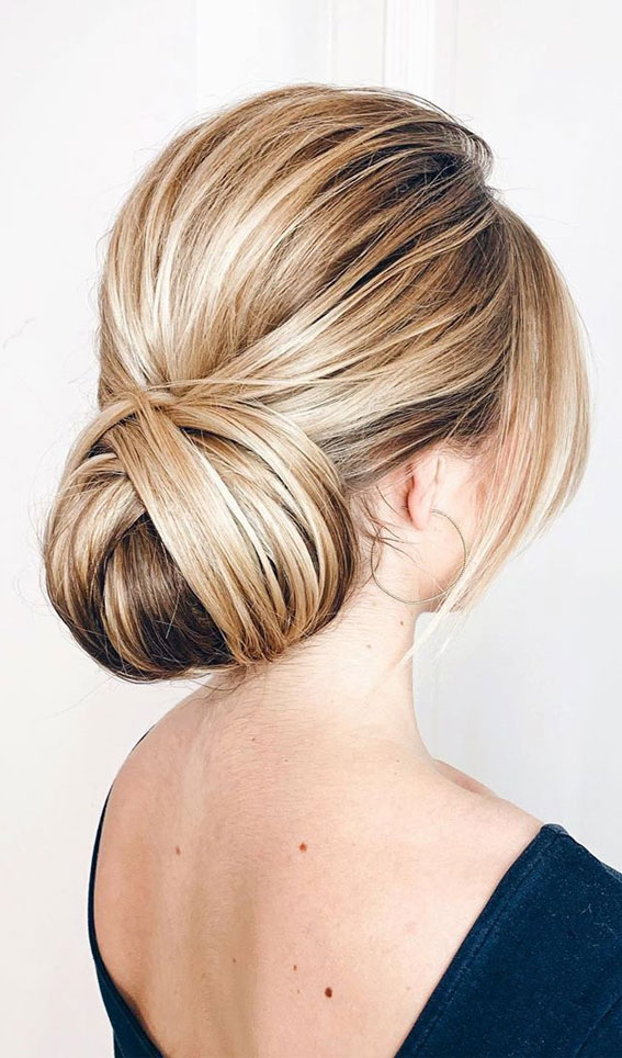 Trendiest Updos For Medium Length Hair To Inspire New Looks : Stunning low updo