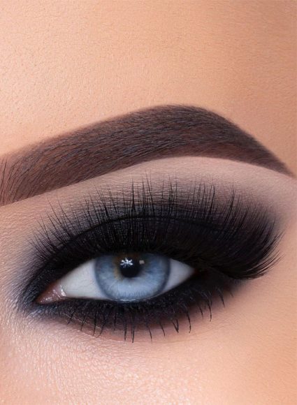 65 Pretty Eye Makeup Looks Classic Black Smokey Eye