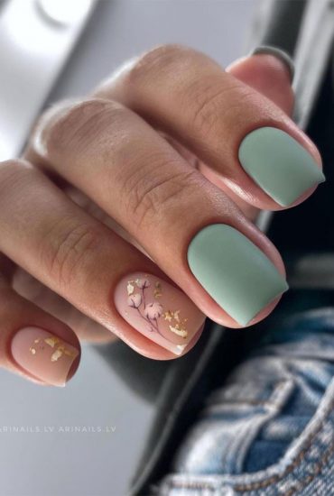 Stylish Nail Art Designs That Pretty From Every Angle : Mismatched