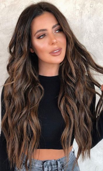 49+ Best Winter Hair Colours To Try In 2020 : Caramel Delight