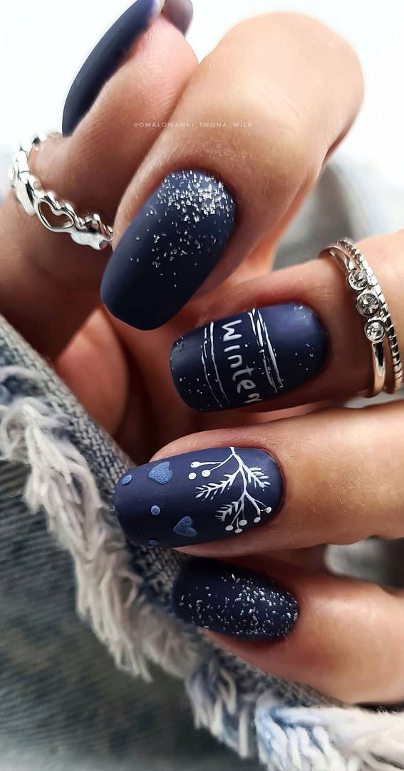 Pretty Festive Nail Colours & Designs 2020 : Navy blue festive nails