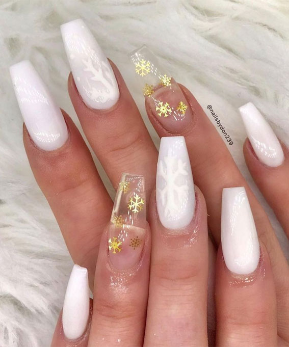 Pretty Festive Nail Colours & Designs 2020 : White festive nails