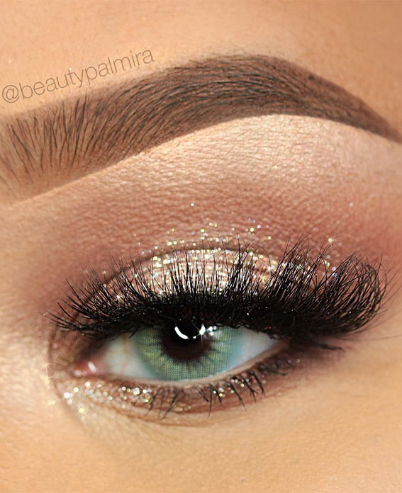 65 Pretty Eye Makeup Looks : shimmery gold for green eyes
