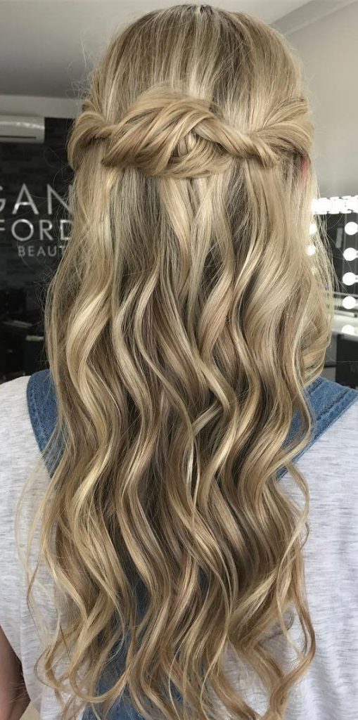 Half Up Hairstyles That Are Pretty For 2021 : Soft waves with a little ...