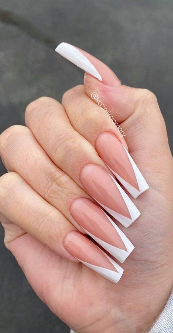 Stylish Nail Art Designs That Pretty From Every Angle : Twist French Tip Nails