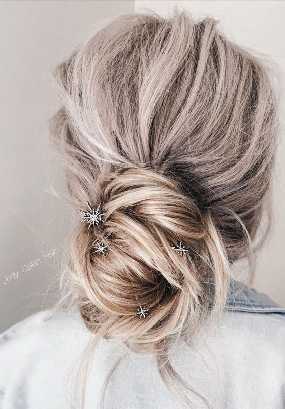 54 Cute Updo Hairstyles That Are Trendy for 2021 : Low loose boho bun