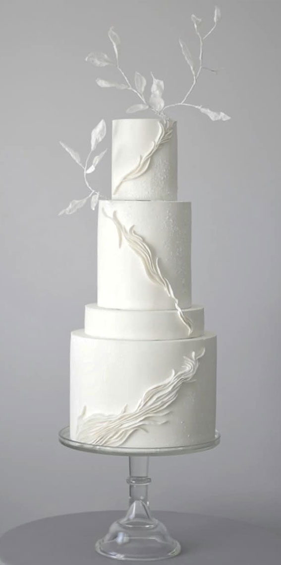 41 Best Wedding Cake Styles For Your Big Day : Delicate white wedding cake