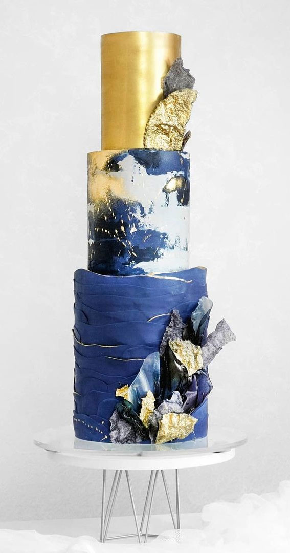 41 Best Wedding Cake Styles For Your Big Day : Dark blue and gold wedding cake