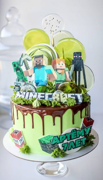 Pretty cake ideas for every celebration : Green Minecraft Cake