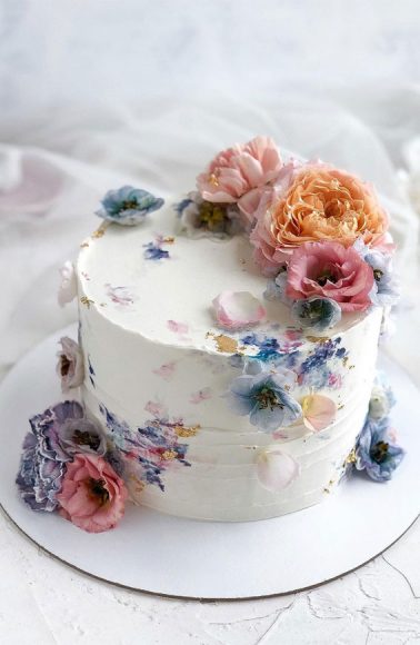 54 Jaw-Droppingly Beautiful Birthday Cake : Dreamy Cake