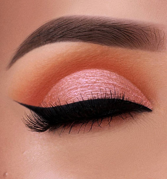 Best Eye Makeup Looks for 2021 : Pink and Peach Makeup