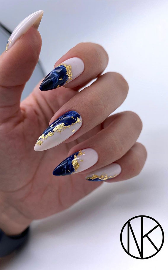 white and blue marble nails, marble nails , elegant nails, nail art designs 2021, long nail designs 2021
