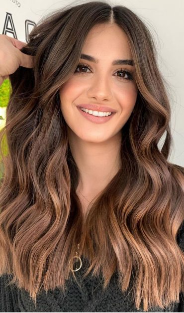 55+ Spring Hair Color Ideas & Styles for 2021 : Salted caramel