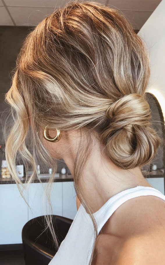 Updo Hairstyles For Your Stylish Looks In 2021 : Knot textured bun