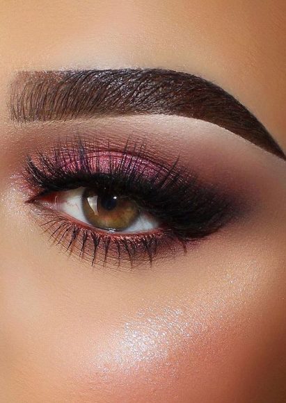 Best Eye Makeup Looks For 2021 : Rosy pink shades