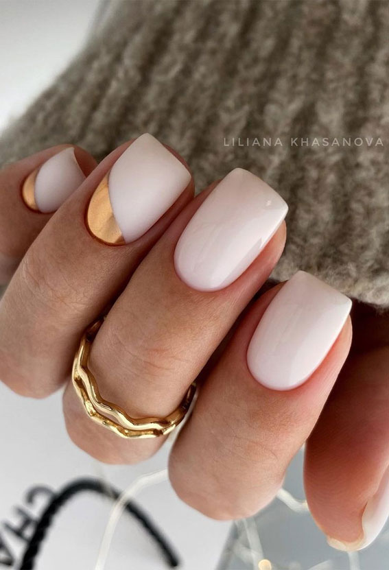 minimalist nails, white and gold nails, mix and match nail art designs, spring nails, gold french tips, gold french tip nails, nude and gold nails, matte nude and gold chrome nails, modern nails