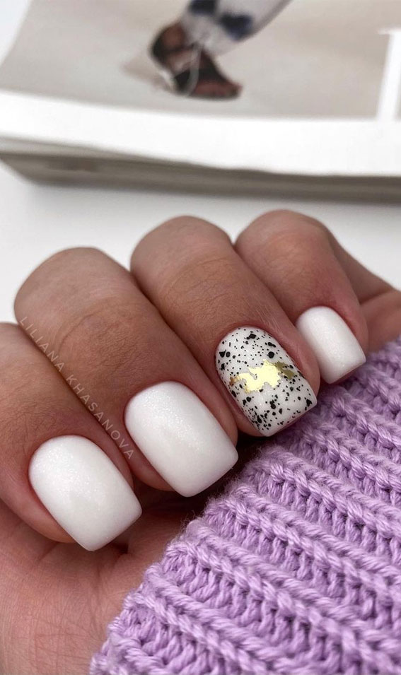 Cute Spring Nails That Will Never Go Out Of Style : Speckled egg and white nails