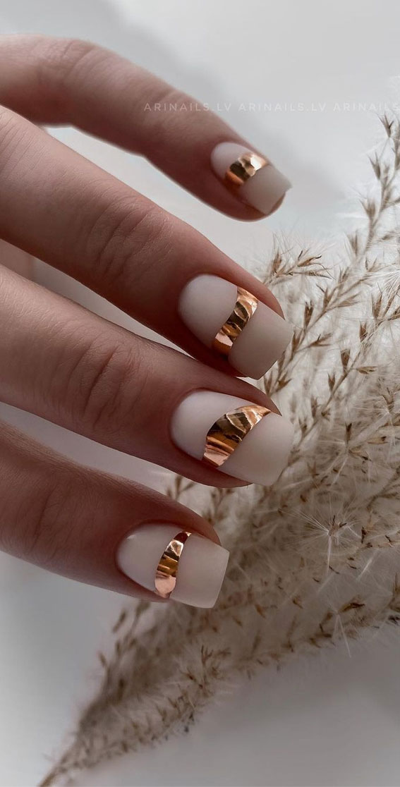 15 Chrome Nail Ideas for Your Nexts Mani | The Everygirl