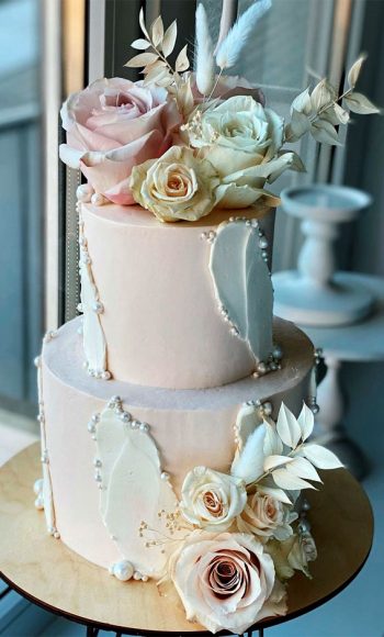 Pretty cake decorating designs we've bookmarked : Pink Two Tier ...