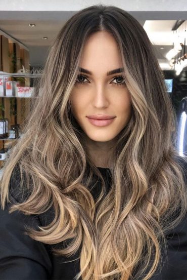 These Are The Best Hair Colour Trends in 2021 : Trendy dark hair with ...