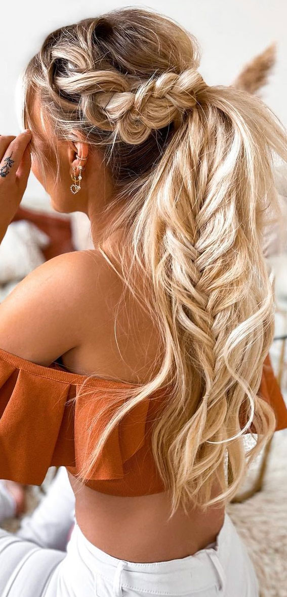Cute braided hairstyles to rock this season : Braided Ponytail & Fishtail