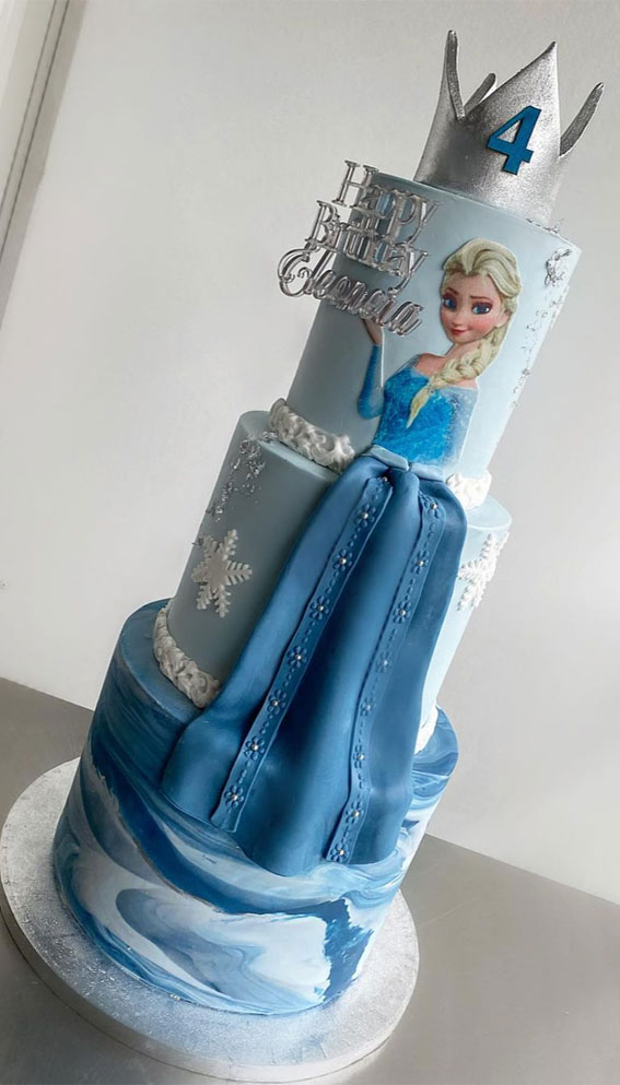 Pretty cake decorating designs we’ve bookmarked : Frozen birthday cake for 4th birthday