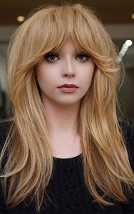 Trendy Hairstyles & Haircuts With Bangs – Vintage Vibe Blonde With 