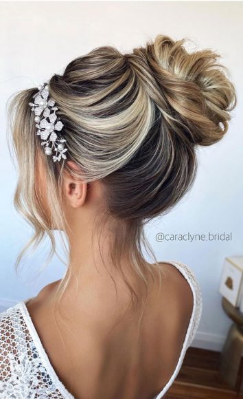 70 Latest Updo Hairstyles For Your Trendy Looks In 2021 Stylish Soft High Bun 