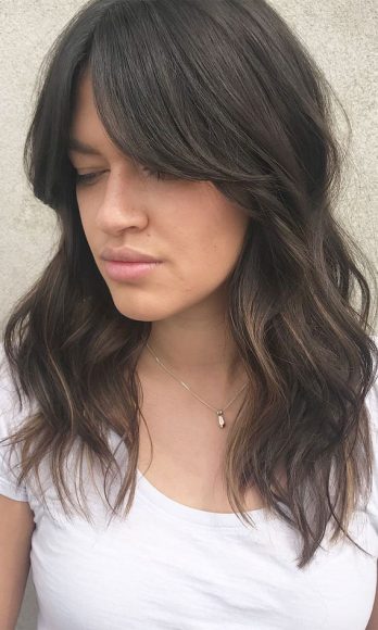 Trendy Hairstyles & Haircuts with Bangs – Soft long layers & chic bang