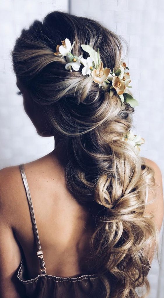 Half Up Half Down Hairstyles For Any Occasion : Simple half up long locks