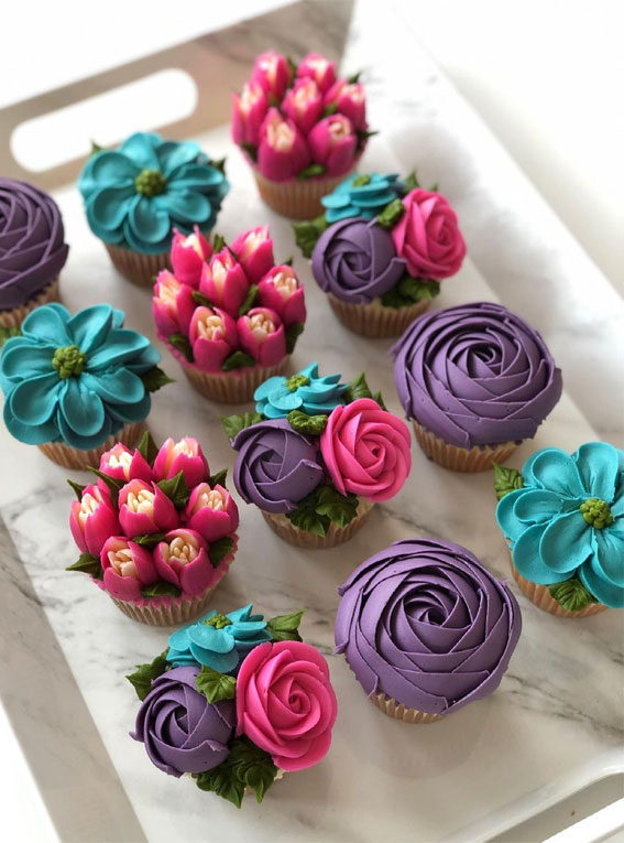35+ Cute Buttercream Cupcake Decorating Ideas : Colorful Cupcakes