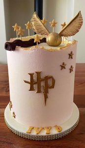 30+ Cute Harry Potter Cake Designs : Light Pink Harry Potter Cake