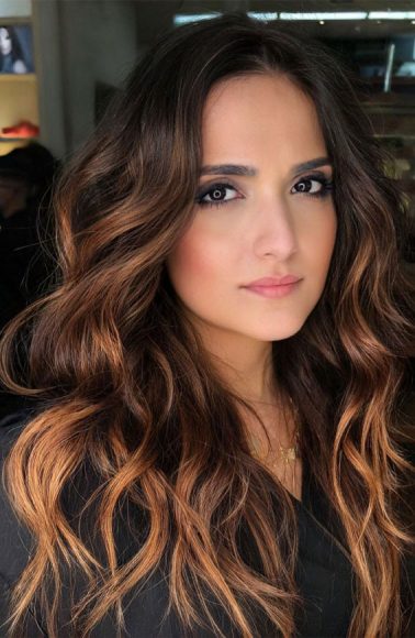 35 Ways to Upgrade Brunette Hair : Sweet Milk & Hazelnut Highlights