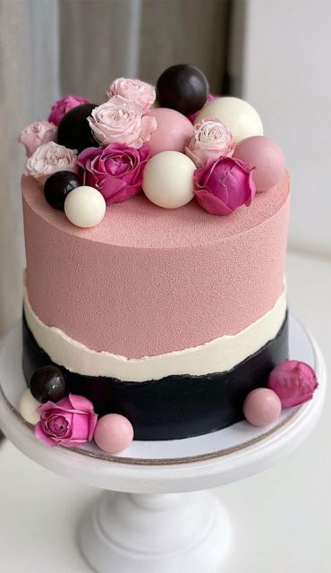 25 Cute Birthday Cake Ideas : Black, Pink and White Cake