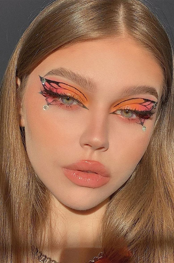 35 Cool Makeup Looks That'll Blow Your Mind : Orange Butterfly Eye Look