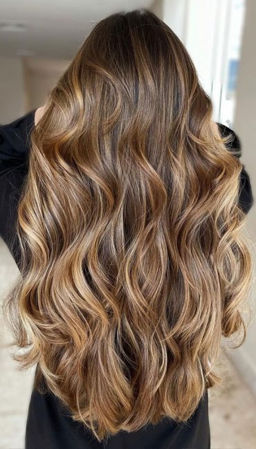 Dirty Blonde Hair Ideas For Every Skin Tone Hazelnut With Blonde