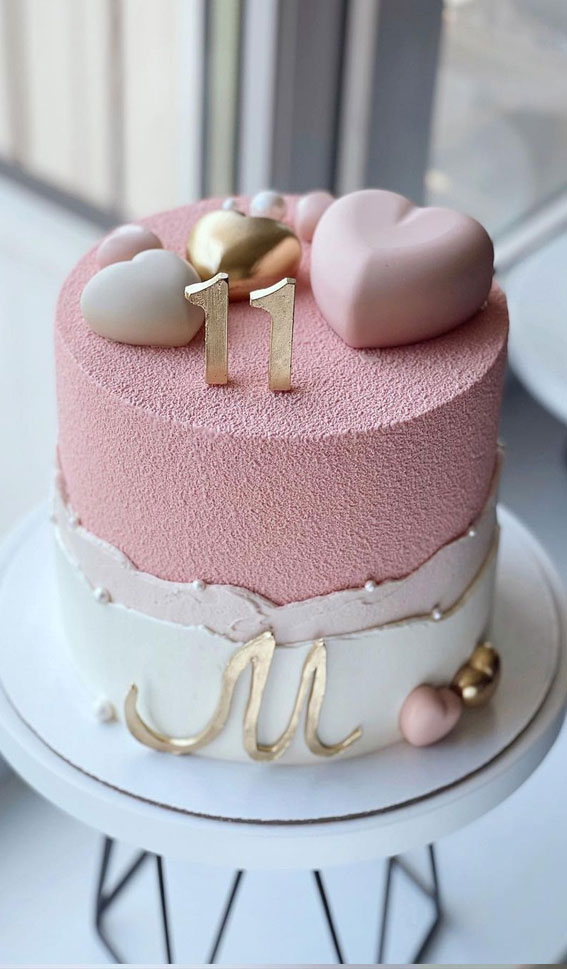 40 Cute Cake Ideas For Any Celebration : Two Tone Cake for 11st Birthday