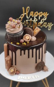 40 Cute Cake Ideas For Any Celebration : Chocolate Birthday Cake Topped ...