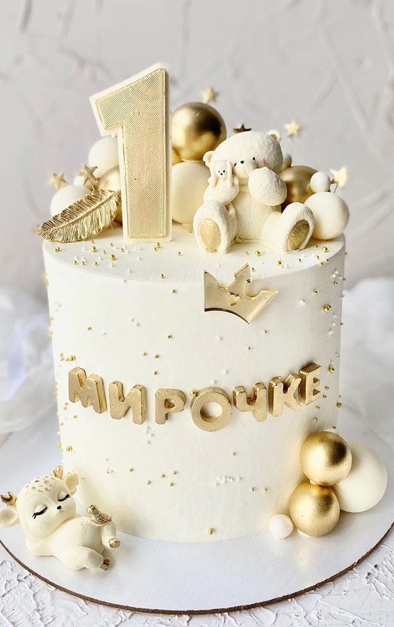Simple Minimalist White Drips Cake – Blissful Moon Bakery