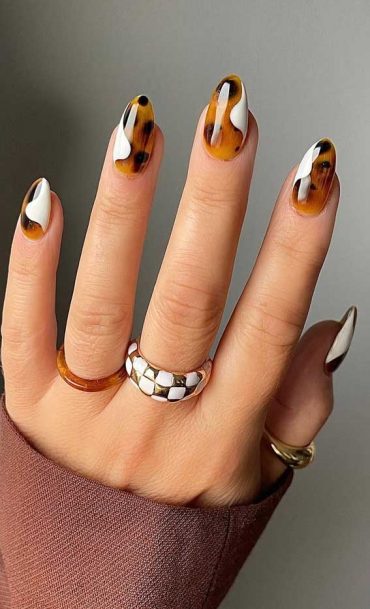 32 Prettiest Autumn Nail Art Designs Tortoiseshell And White Nails