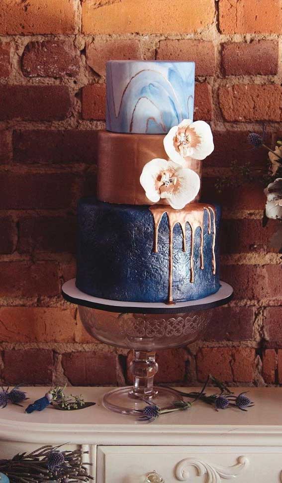 Two Tier Black & Navy Blue Marble with Silver Chocolate Sails