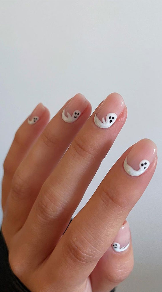 44 Cute Halloween Nails & Thanksgiving Nails : Cuticle White Ghost Halloween