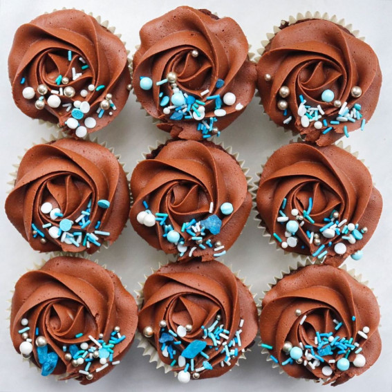 25 Christmas Cupcakes To Help You Throw a Festive Celebration : Chocolate Orange Cupcakes