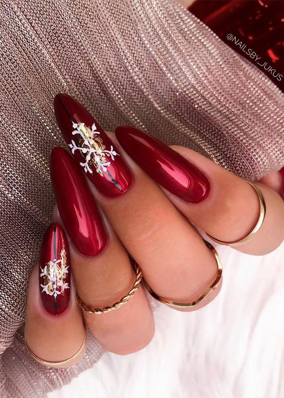 40 Festive Christmas and Holiday Nails 2021 : Snowflake Deep Red Christmas Nails