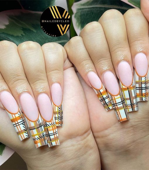 30 Cute Ways To Wear Fall Plaid Nail Designs Plaid French Tip Nails