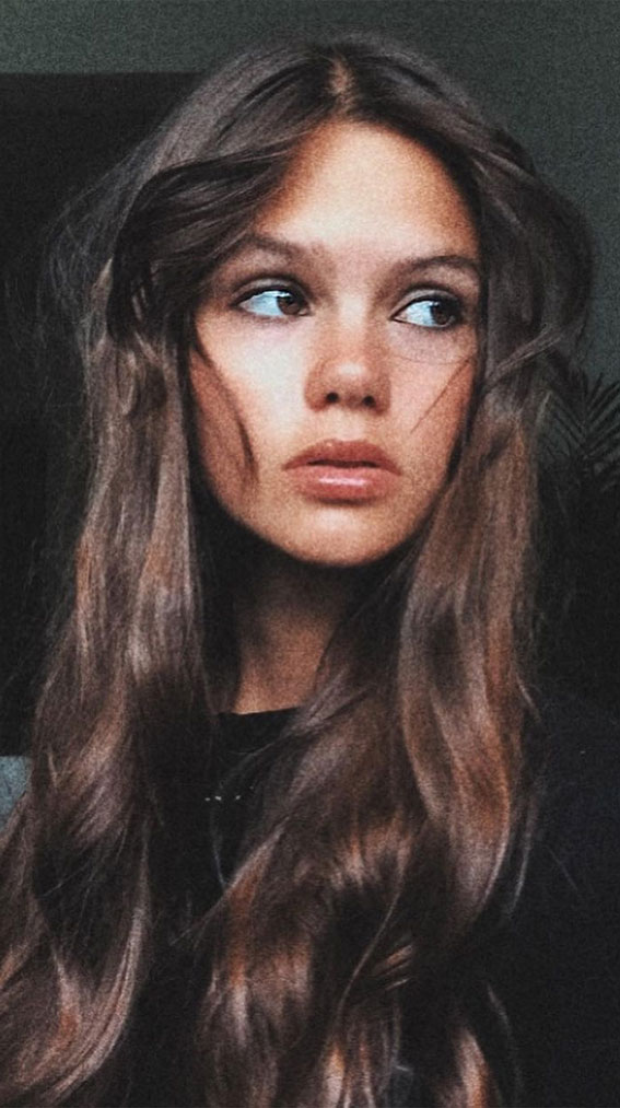 35 Cute Curtain Bangs That You Should Try in 2022 : Long Hair with Wavy Curtain Bangs